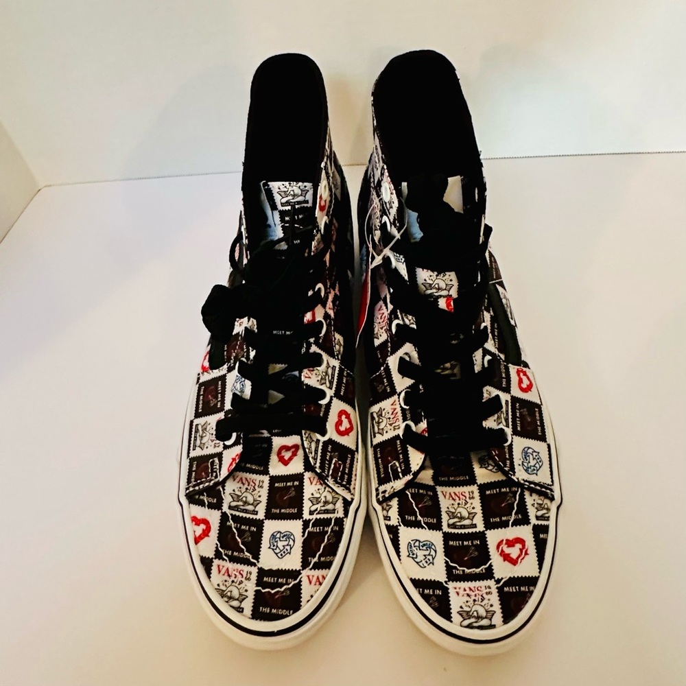 VANS SK8 Off The Wall Love Letters High Top Limited Edition New With Tag Size 11